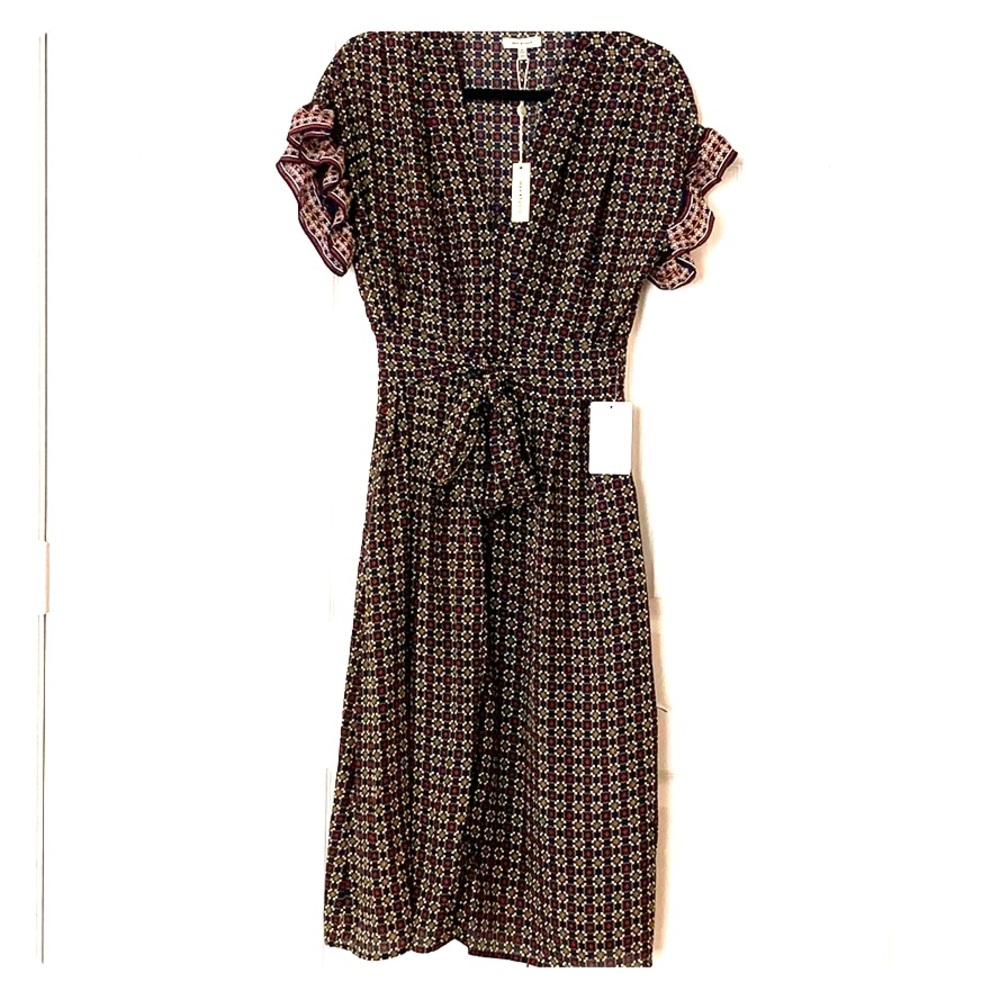 Max Studio V-Neck Short Sleeve Midi Dress